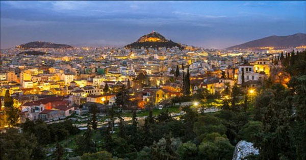 perierga.gr - Ύμνοι της Daily Mail: Η Αθήνα το μεγαλύτερο πανεπιστήμιο του κόσμου!