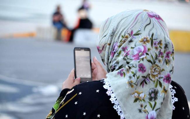 Νέα εφαρμογή στα κινητά βοηθά τους πρόσφυγες στην Ελλάδα