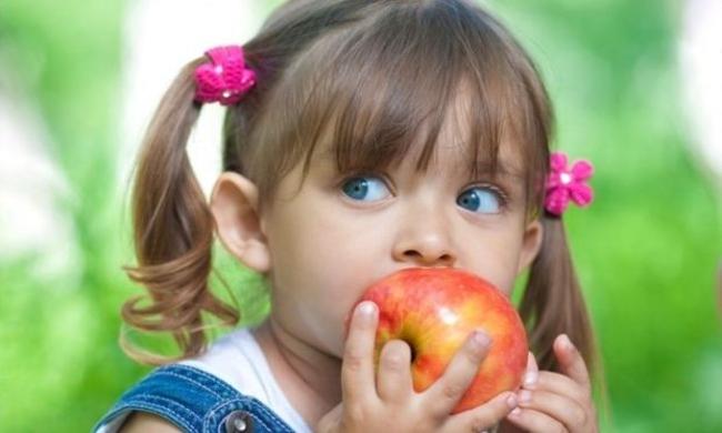 Πέντε τροφές για τη σωστή ανάπτυξη των παιδιών σας