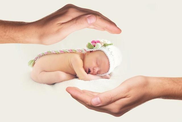 Νέα έρευνα: Ποιο είναι το καλύτερο... παυσίπονο για τα μωρά