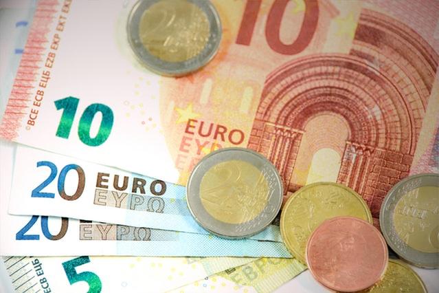 Εφάπαξ οικονομική ενίσχυση 1.000 ευρώ ανά άνεργο πρώην εργαζόμενο συγκεκριμένων εταιρειών