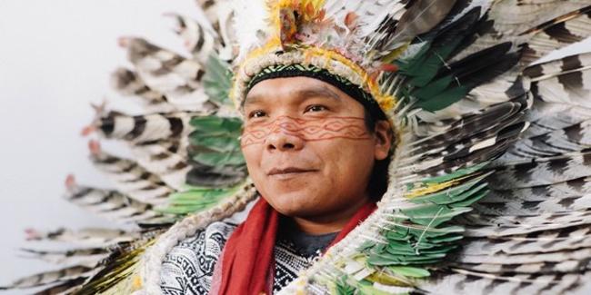 Οι κίνδυνοι που αντιμετωπίζουν οι αυτόχθονες της Βραζιλίας από τον νέο πρόεδρο Bolsonaro - Τι λέει ο γιος του αρχηγού της φυλής Huni Kuin