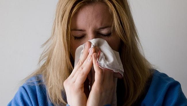 Μοιάζει με γρίπη, αλλά είναι πολύ πιο επικίνδυνη ασθένεια – Προειδοποίηση του CDC!