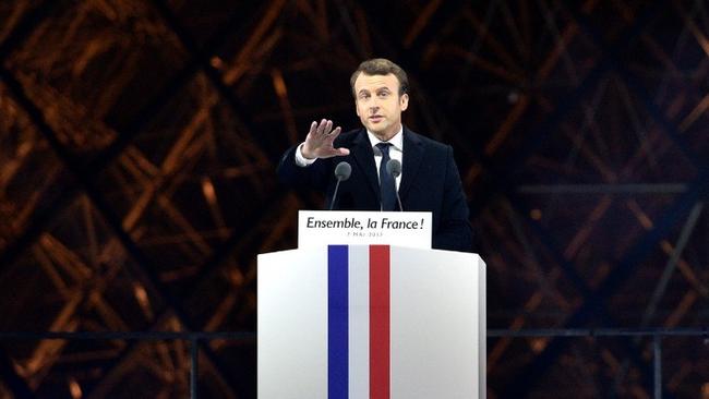Αντί να εκσυγχρονίσει τη Γαλλία, ο πρόεδρος Μακρόν την έστρεψε εναντίον του | του Gerard Courtois