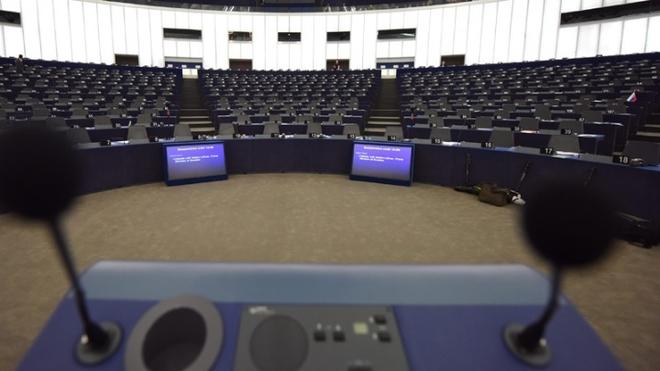 Τα ακροδεξιά κόμματα θα διπλασιάσουν τις έδρες τους στο Ευρωπαϊκό Κοινοβούλιο