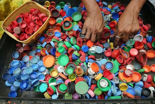 Τανζανία: Η χώρα θα απαγορεύσει τα πλαστικά μιας χρήσης