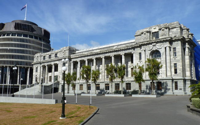 Νέα Ζηλανδία: Το κοινοβούλιο ψήφισε τις αλλαγές στον νόμο για τα όπλα μετά την επίθεση σε δύο τεμένη στο Κράιστσερτς