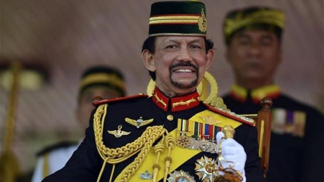 Μπρουνέι: Δεν θα εφαρμοστεί η θανατική ποινή σε ομοφυλόφιλους μετά τη διεθνή κατακραυγή