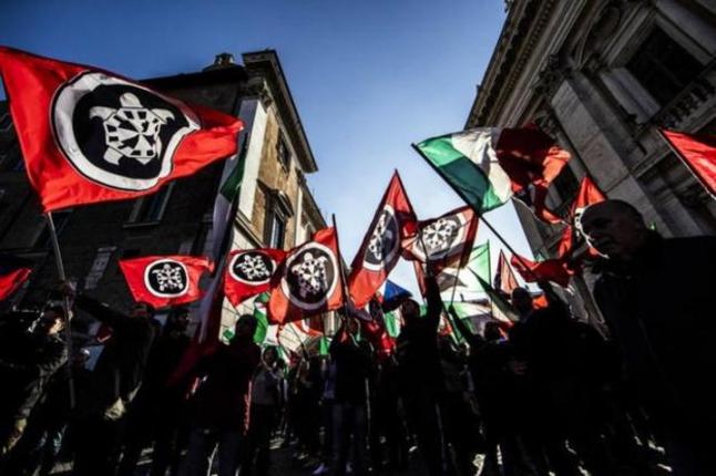 Ιταλία: Οργή για την παρουσία ενός ανοιχτά φασιστικού εκδοτικού οίκου στην Έκθεση Βιβλίου του Τορίνου