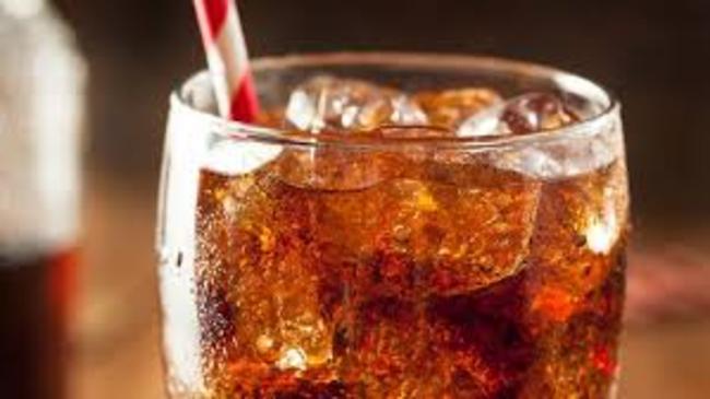 Η Coca-Cola δαπάνησε 8 εκατ. ευρώ από το 2010 για να επηρεάσει επιστημονικές έρευνες στη Γαλλία