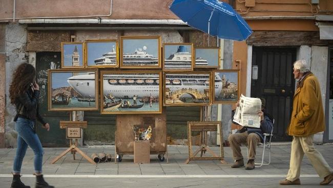 Έστησε πάγκο στη Βενετία ο Banksy