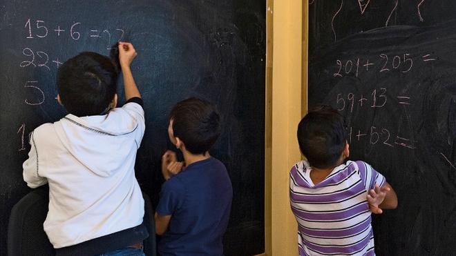 Σάμος: Αγωγή κατά Δασκάλας που υπερασπίστηκε την Εκπαίδευση των Προσφυγόπουλων