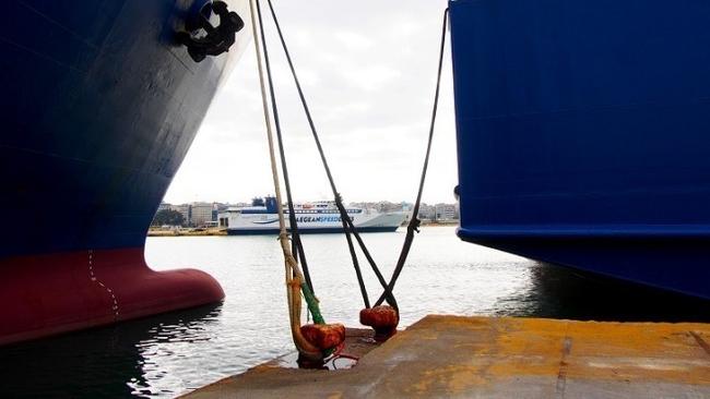 Δεμένα τα πλοία στα λιμάνια, λόγω 24ωρης πανελλαδικής απεργίας της ΠΝΟ
