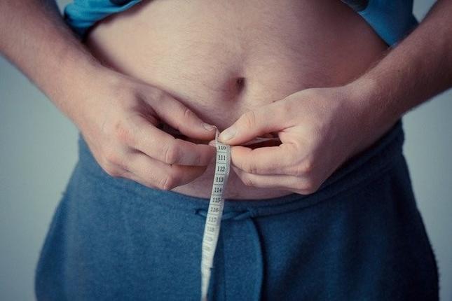 Η παχυσαρκία προκαλεί περισσότερα κρούσματα τεσσάρων από τις συχνότερες μορφές καρκίνου σε σχέση με το κάπνισμα