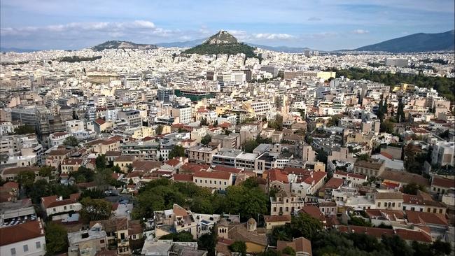Η Αθήνα που χάθηκε στην αντιπαροχή - Ο ερχομός των κάτασπρων πολυκατοικιών και η εξαφάνιση των νεοκλασικών (ΒΙΝΤΕΟ)