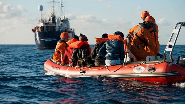 Ξεκινάνε τον Αύγουστο οι επιχειρήσεις διάσωσης μεταναστών από τη Μεσόγειο SOS και τους Γιατρούς Χωρίς Σύνορα