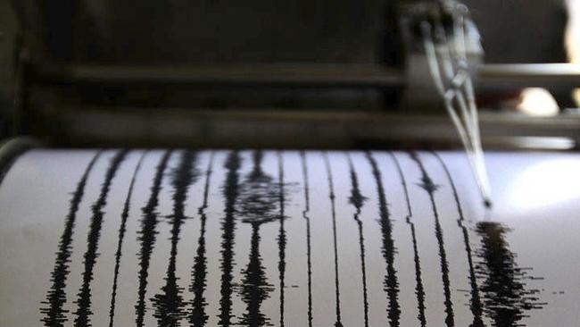 Ισχυρός σεισμός στην Ινδονησία - Οι αρχές εξέδωσαν προειδοποίηση για τσουνάμι