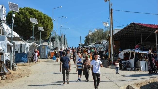Μυτιλήνη: Εξέγερση 300 ανήλικων ασυνόδευτων αιτούντων άσυλο στη Μόρια