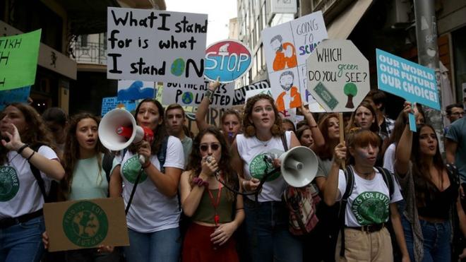 «Πρόκειται για το μέλλον μας» - Χιλιάδες άνθρωποι διαδήλωσαν σε τουλάχιστον 150 χώρες για το κλίμα
