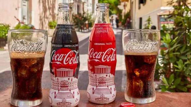 Σκληρή ανακοίνωση ΕΨΑ και ΛΟΥΞ: «Σε προφανή κατάσταση πανικού η Coca Cola»