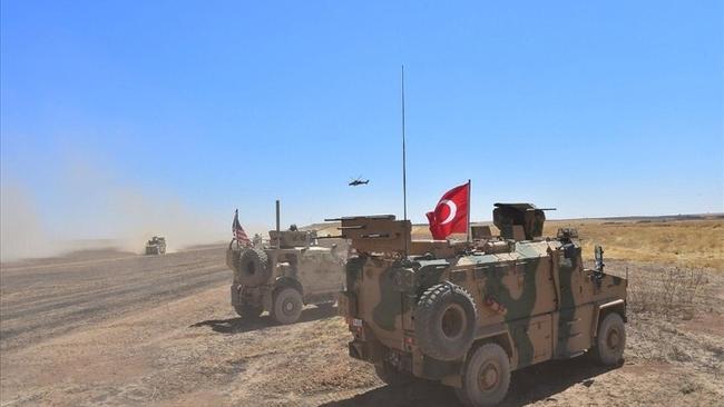 Μαίνονται οι συγκρούσεις στη Συρία - Τουλάχιστον 15 νεκροί, ανάμεσά τους 8 άμαχοι - Οι αντιδράσεις για την τουρκική στρατιωτική επιχείρηση