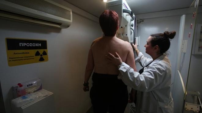 Δωρεάν ιατρικές εξετάσεις μαστού και συνταγογράφηση μαστογραφίας από τον Δήμο Αθηναίων