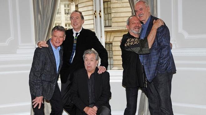 Έφυγε από τη ζωή ο εμβληματικός ηθοποιός Τέρι Τζόουνς, από τα ιδρυτικά μέλη των Monty Python