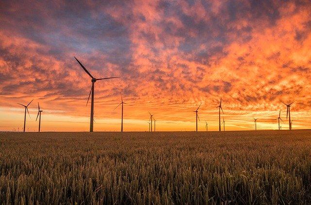 Ανανεώσιμες Πηγές Ενέργειας με σοβαρό εθνικό σχέδιο και όχι όπου και ό,τι βολεύει τις εταιρείες