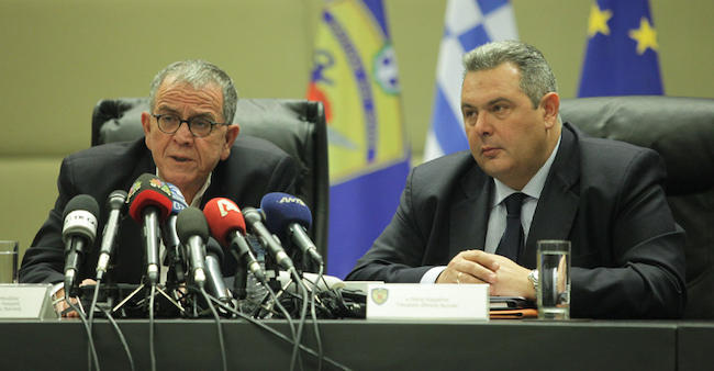 Tην παραίτηση Μουζάλα ζήτησε ο Καμμένος γιατί αποκάλεσε τα Σκόπια - "Μακεδονία": "η συγγνώμη του δεν είναι αρκετή"