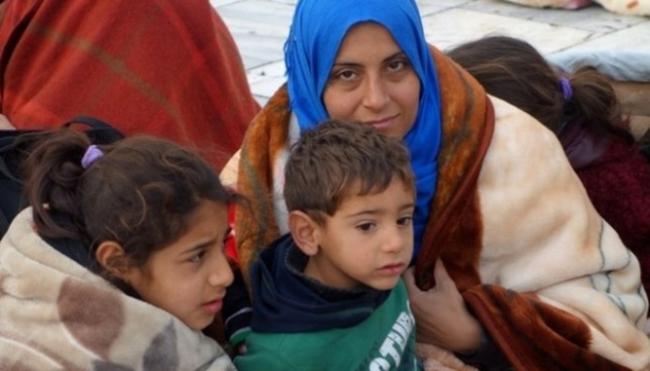 Συλλογή ειδών πρώτης ανάγκης για τους πρόσφυγες στην Πλατεία Βικτωρίας