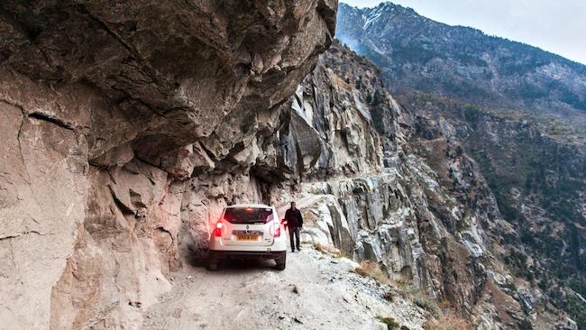 Δείτε τον πιο επικίνδυνο δρόμο στον κόσμο (ΦΩΤΟ)