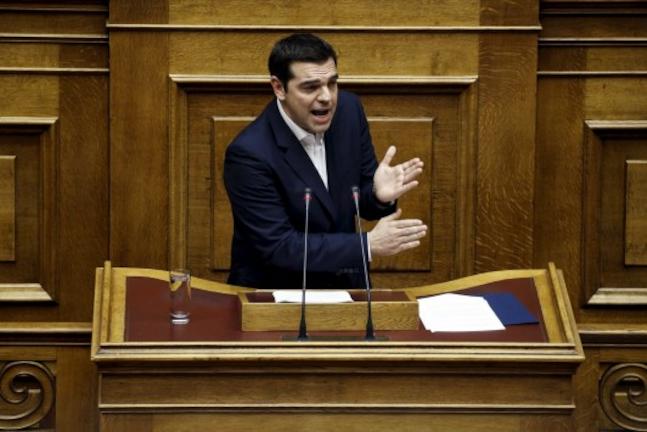 Tσίπρας:"Θα ξαναστήσουμε την Ελλάδα στα πόδια της"