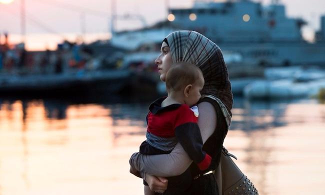 O Δήμος Θεσσαλονίκης κάνει την αρχή: Μισθώνει 600 σπίτια για να φιλοξενήσει πρόσφυγες