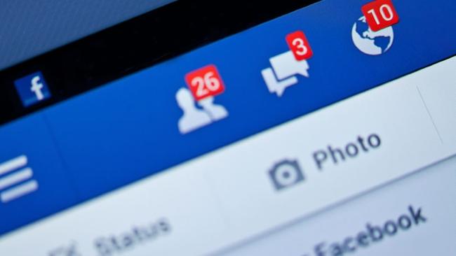 Ο μύθος του στάτους σχετικά με τα προσωπικά σας δεδομένα στο Facebook