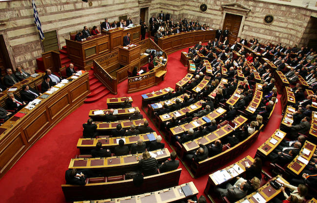 Κατατέθηκε στη Βουλή το νομοσχέδιο για το νέο εκλογικό νόμο