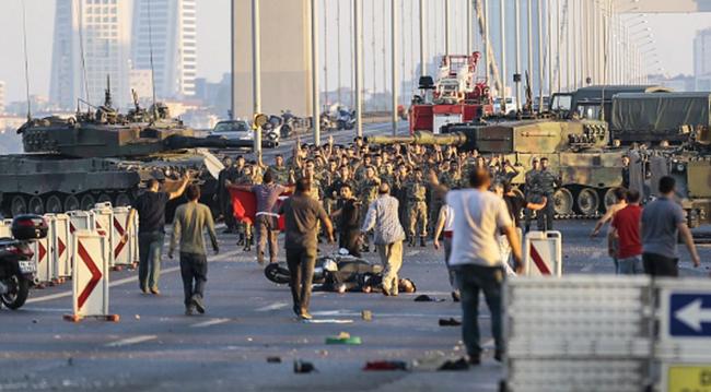 Τουρκία: 265 νεκροί, 2.800 συλλήψεις, πάνω από 1000 τραυματίες