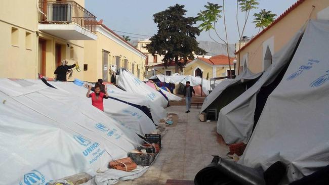 Καταγγελίες των προσφύγων στη ΒΙΑΛ: Επί τρεις μέρες δεν δόθηκε φαγητό