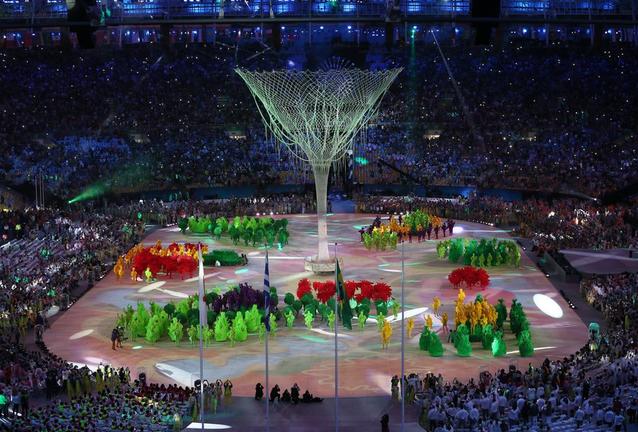 Έσβησε η Ολυμπιακή φλόγα στο Ρίο (ΦΩΤΟ)