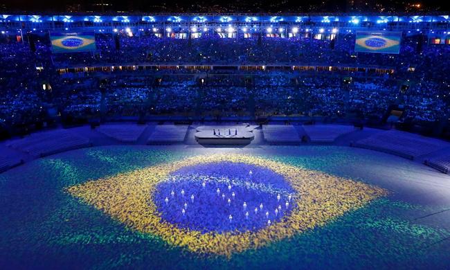 Έσβησε η Ολυμπιακή φλόγα στο Ρίο (ΦΩΤΟ)