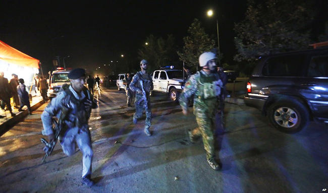 Eπίθεση ενόπλων στο Αμερικανικό Πανεπιστήμιο του Αφγανιστάν (ΒΙΝΤΕΟ)