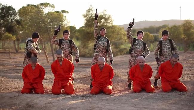 Παιδιά - δήμιους στρατολογεί το Ισλαμικό Κράτος (ΒΙΝΤΕΟ)