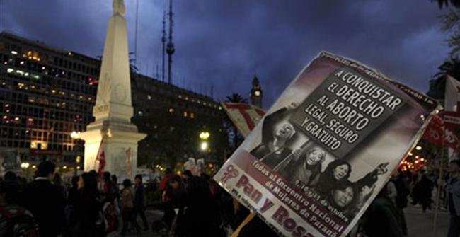 Αργεντινή: Απελευθερώθηκε γυναίκα που ήταν φυλακισμένη κατηγορούμενη ότι προκάλεσε έκτρωση