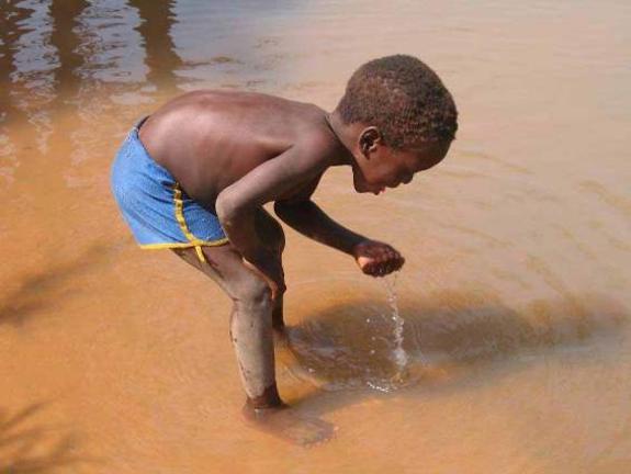 783 εκατομμύρια άνθρωποι δεν έχουν πρόσβαση σε καθαρό νερό