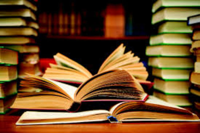 Τα 100 καλύτερα βιβλία της νεοελληνικής λογοτεχνίας που πρέπει όλοι να διαβάσουμε [ΛΙΣΤΑ]