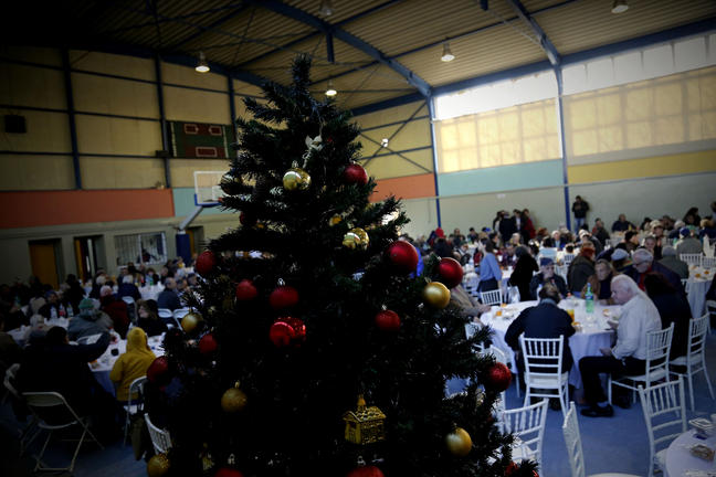 Δήμος Αθηναίων: Χριστουγεννιάτικο γεύμα αλληλεγγύης