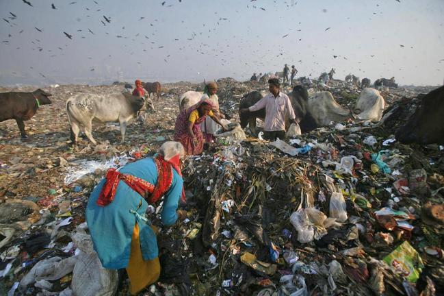 Το Νέο Δελχί απαγόρευσε και το πλαστικό μιας χρήσης