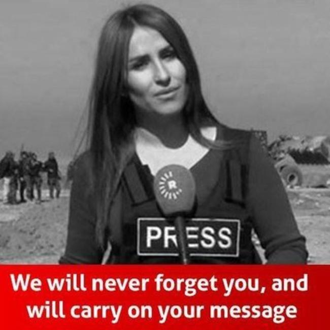 Θλίψη για την πολεμική ανταποκρίτρια που έχασε τη ζωή της στη Μοσούλη