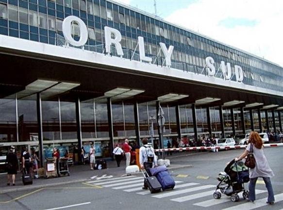 Παρίσι: Πυροβολισμοί στο αεροδρόμιο Ορλί - Ενας νεκρός