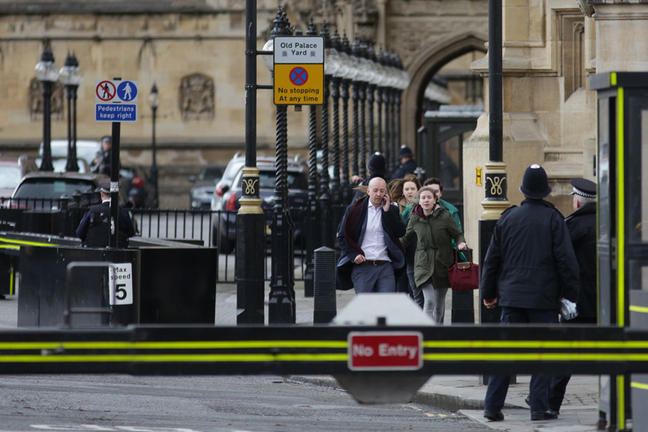 Σκότλαντ Γιαρντ: Τέσσερις οι νεκροί από τη διπλή επίθεση στο Λονδίνο