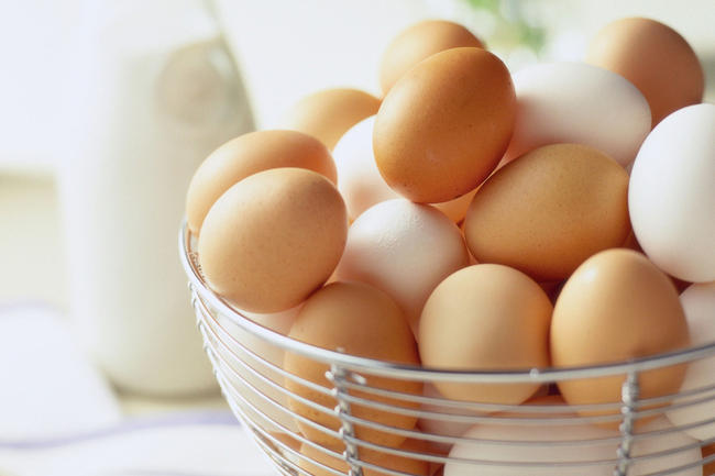 ΕΦΕΤ: Να τι πρέπει να προσέχετε όταν αγοράζετε αβγά